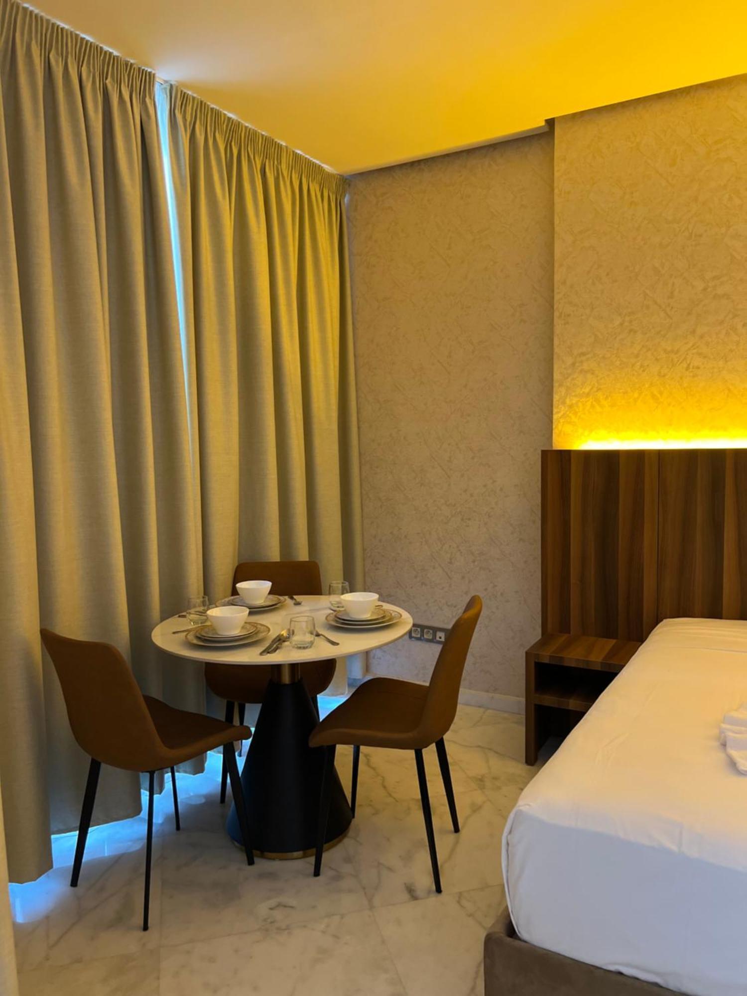 Luxe Tanger Apartment ภายนอก รูปภาพ