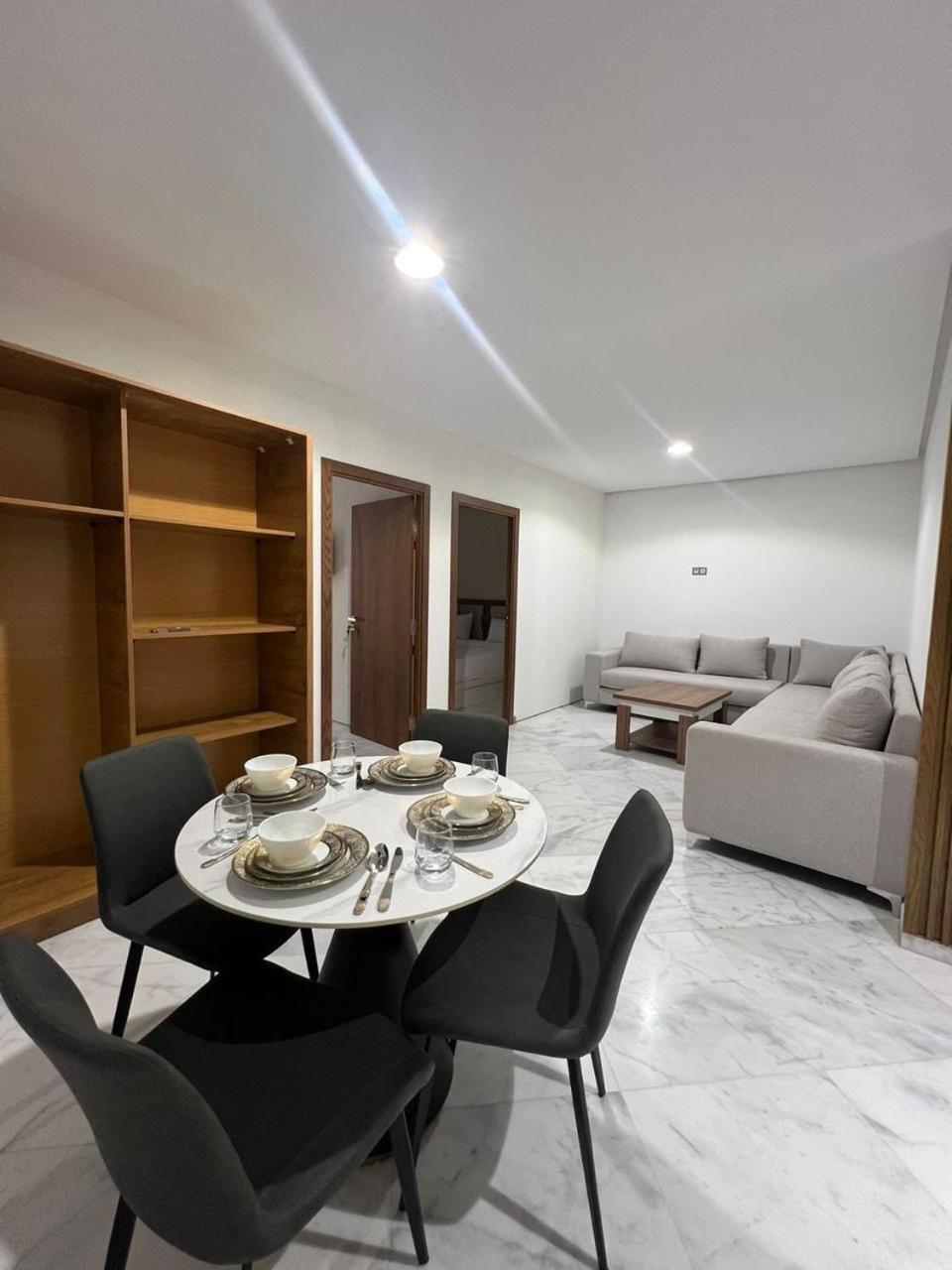 Luxe Tanger Apartment ภายนอก รูปภาพ